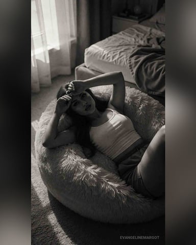 EvangelineMargot foto
