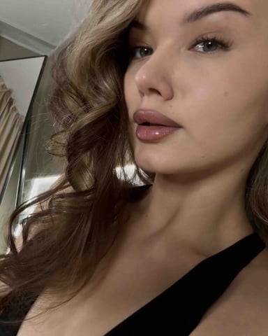 IsabellaValois Foto