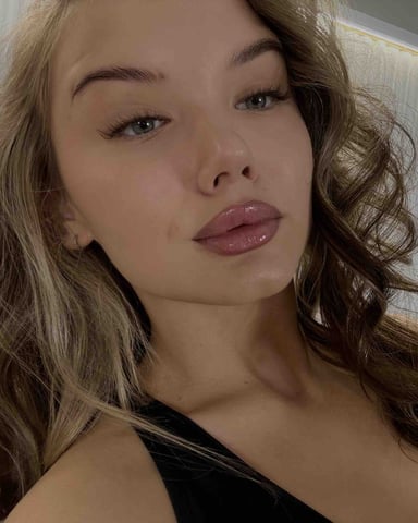 IsabellaValois Foto