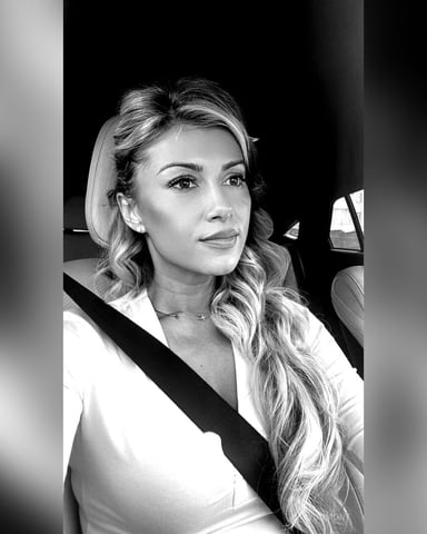 IvyDumont photo