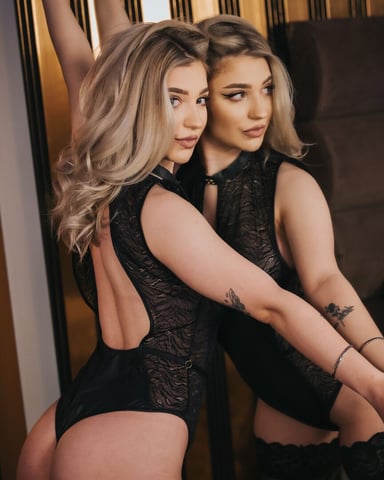 IvyNoir Foto