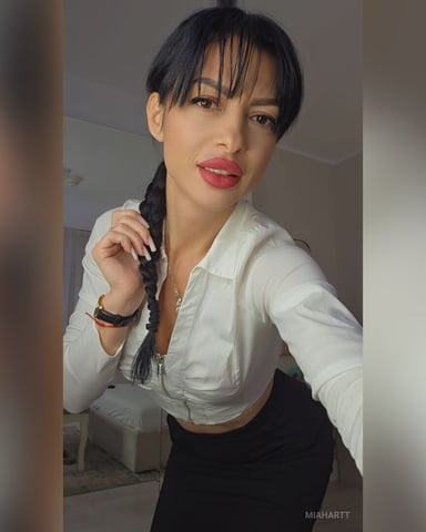 MiaHartt foto