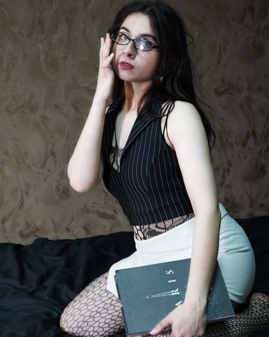 AdrianaClide photo 7