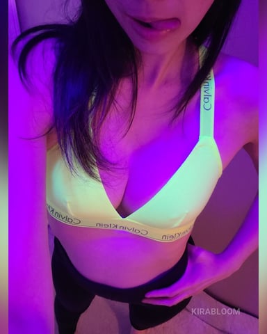 KiraBloom Foto 1