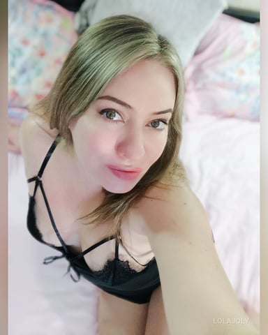 LolaJoly photo