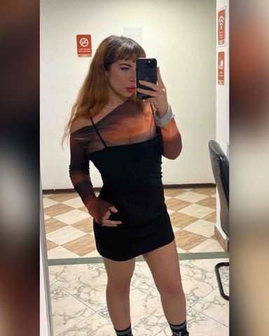 AriHolly Foto