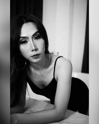 DahliaStarsi photo