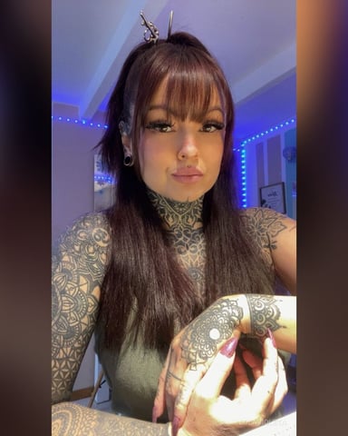 LolaVioleta photo