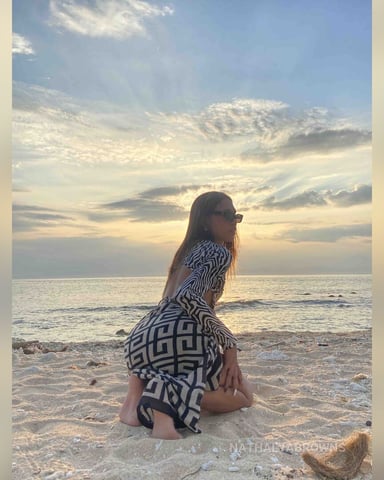 NathalyaBrowns foto