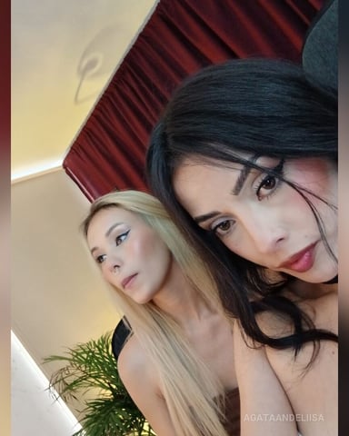 AgataAndEliisa foto