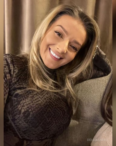 DelliaSmith foto 10