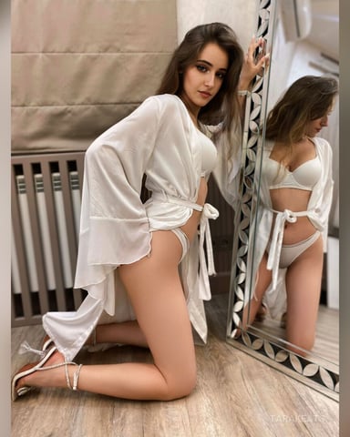 TaraKeats foto