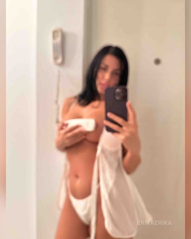 ErikaErika Foto