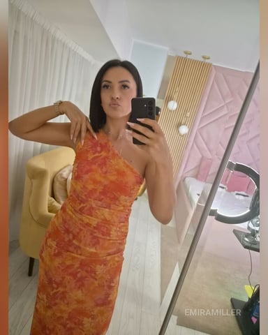 EmiraMiller foto