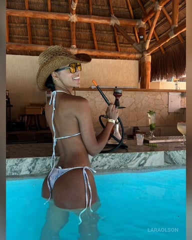 LaraOlson, fotografie