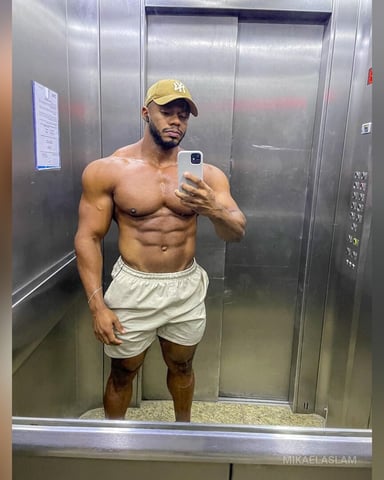 MikaelAslam photo