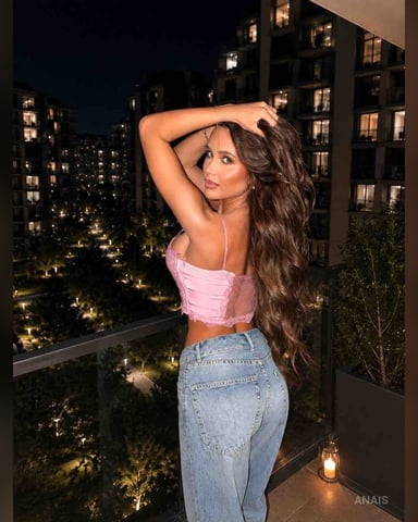 Anais photo
