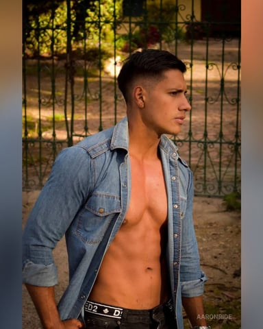 AaronRide, fotografie