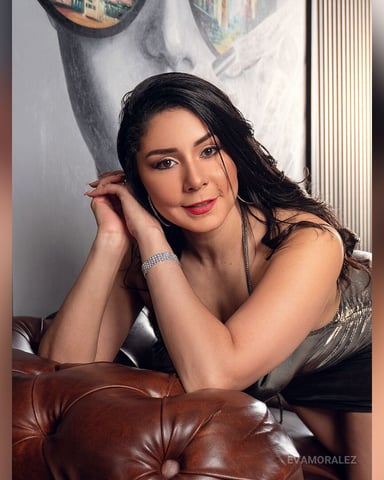 EvaMoralez foto