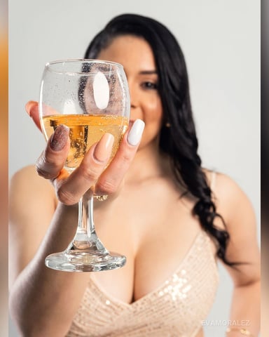 EvaMoralez foto