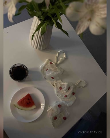 ViktoriaDavice foto