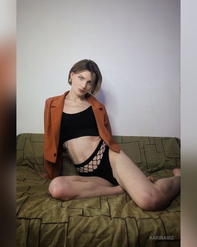 KarinaBiz Foto