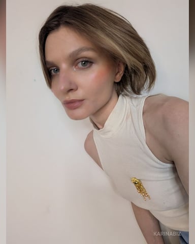 KarinaBiz Foto