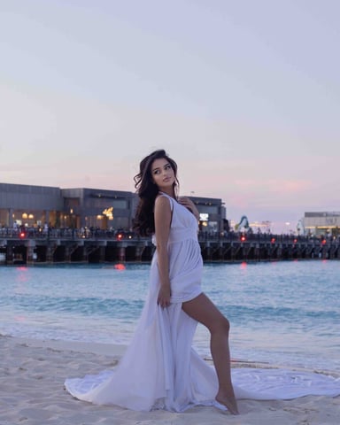 JasmineHille photo