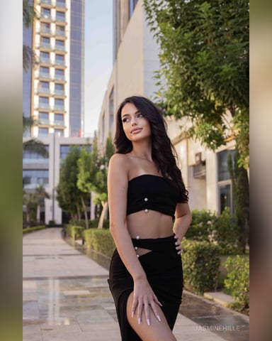 JasmineHille photo
