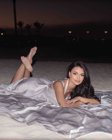 JasmineHille photo