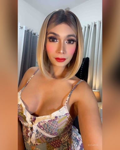 KiziaFox photo