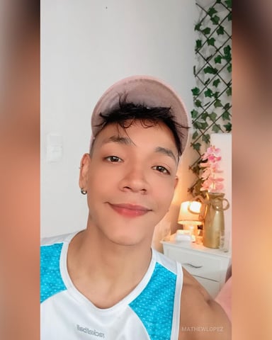 MathewLopez foto
