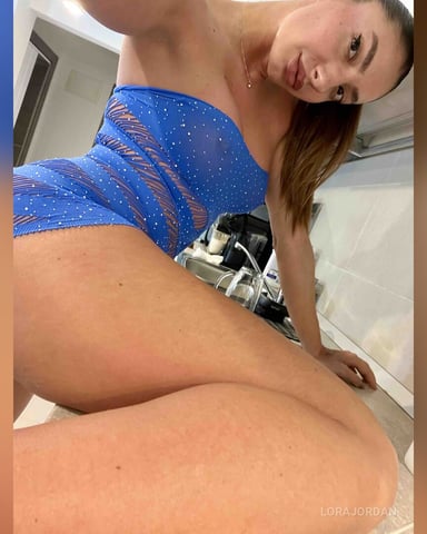 LoraJordan photo