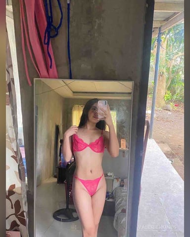 ValerieHones Foto