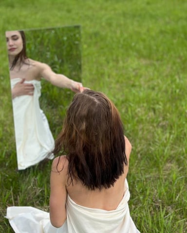 AnnaWell photo