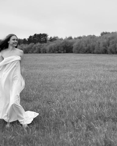 AnnaWell photo