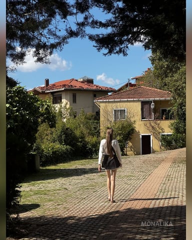 MonaLika foto