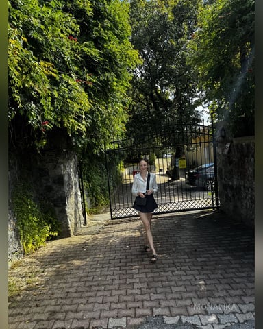 MonaLika foto