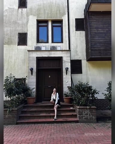 MonaLika foto
