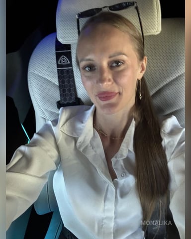 MonaLika foto
