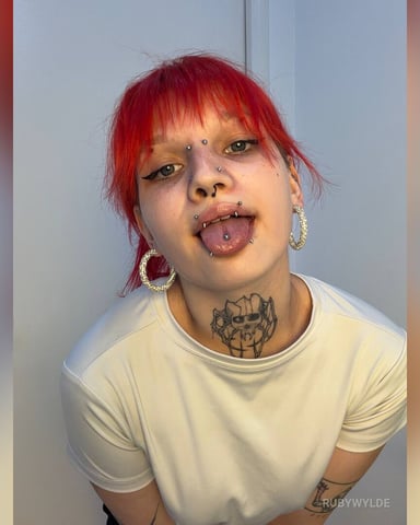 RubyWylde Foto 17