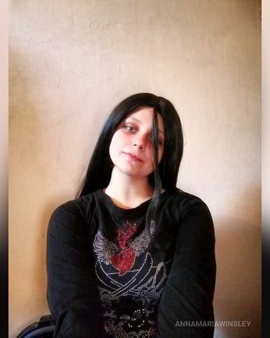 AnnamariaWinsley photo 4
