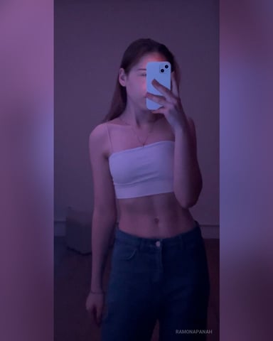 RamonaPanah Foto