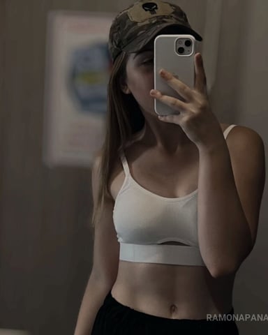 RamonaPanah Foto