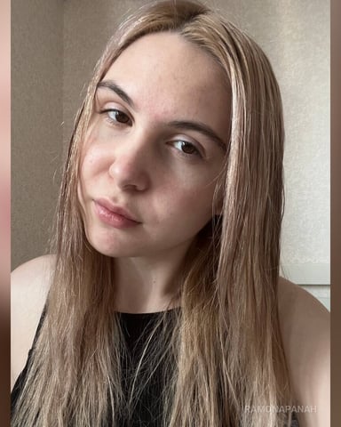 RamonaPanah Foto