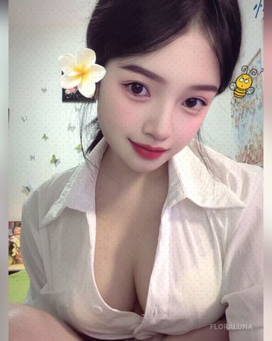 FloraLuna photo