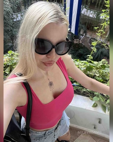 MilavaDavis Foto
