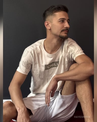 HayesNova foto