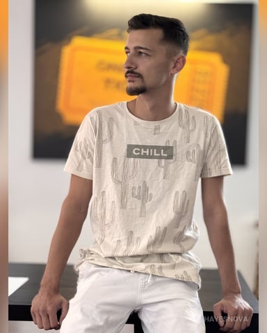 HayesNova foto