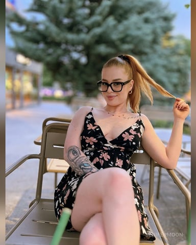 JeniferMoon foto